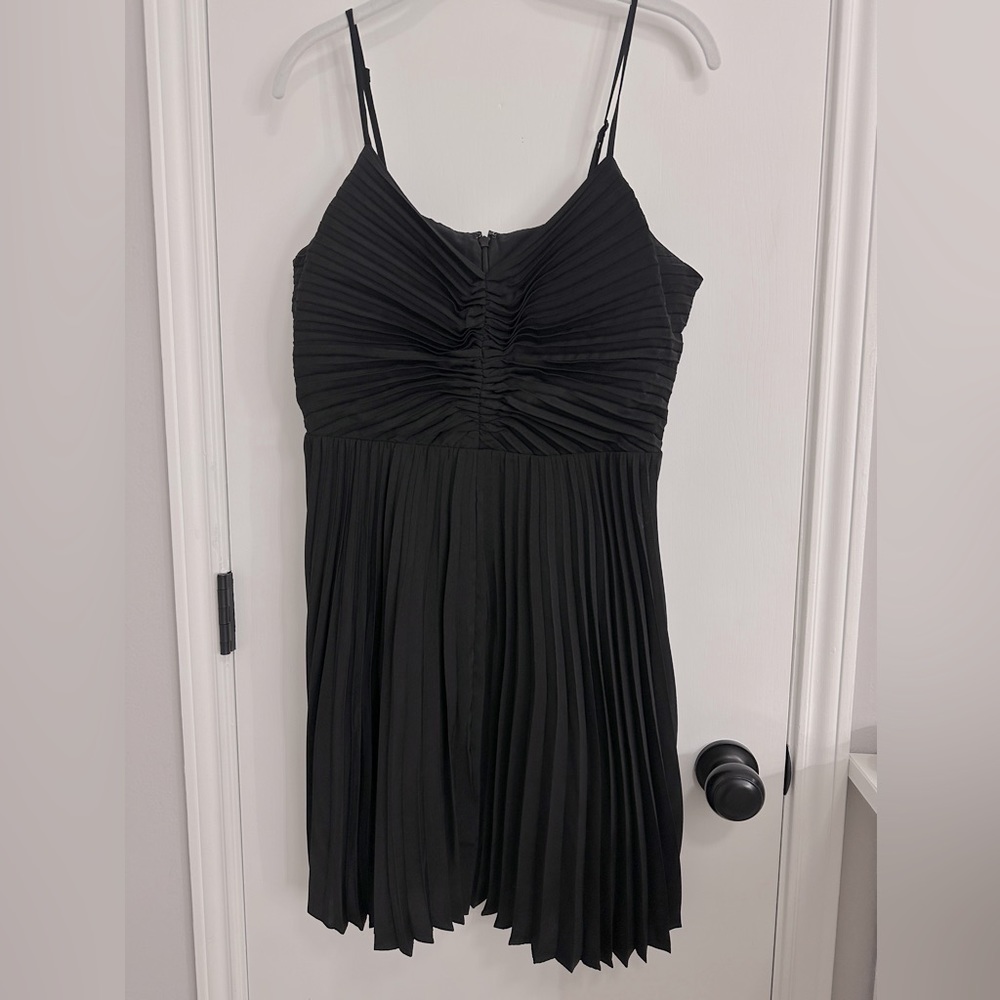 express black pleated party dress